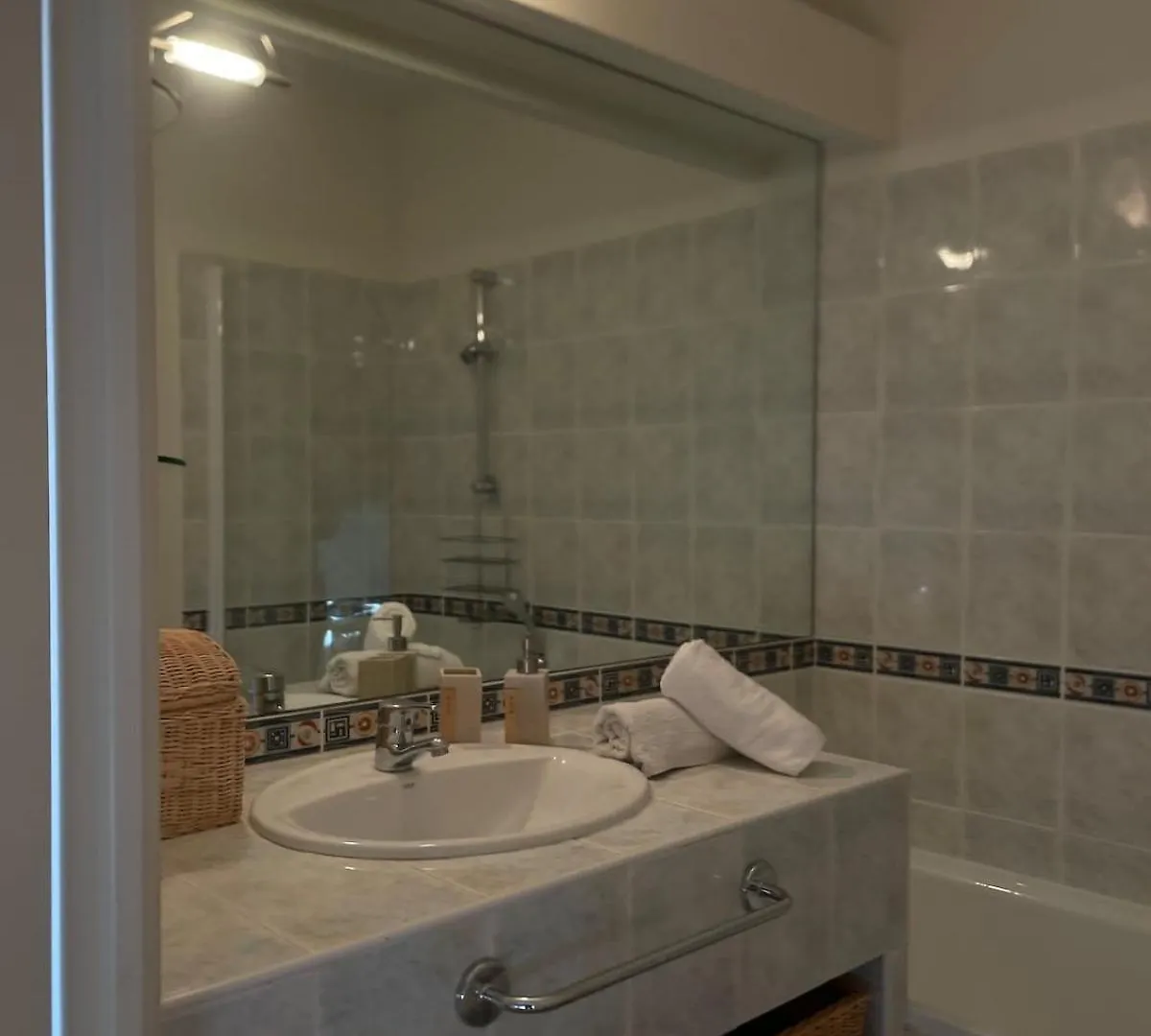 Beautiful Apartment Very Close To The Sea Roquebrune-Cap-Martin