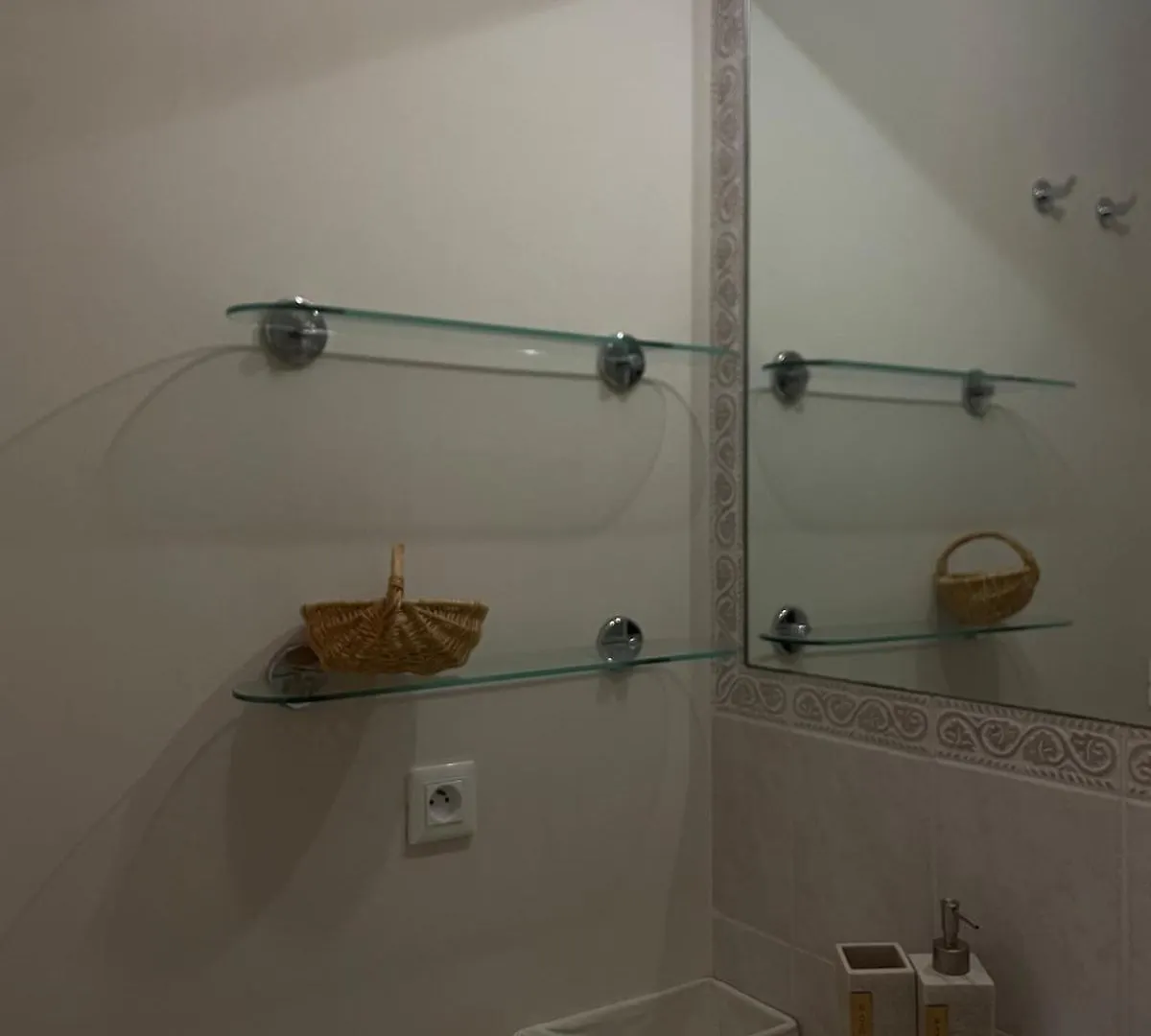 Beautiful Apartment Very Close To The Sea 罗克布吕讷-卡普马丹
