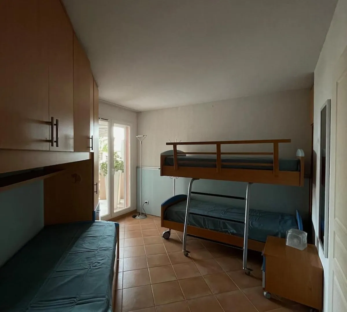 Beautiful Apartment Very Close To The Sea 罗克布吕讷-卡普马丹