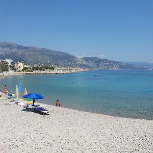 Appartamento Beautiful Near Sea, Roccabruna